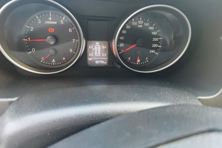 Used Haval H6 2014 Sport Version 1.5T Manual Two-Wheel Drive Elite Edition Odometer Close Up