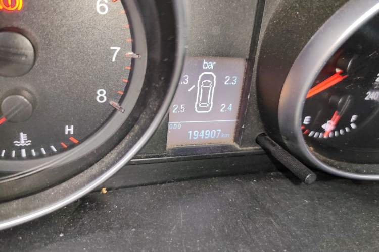 Used Haval H6 2014 Sport Version 1.5T Manual Two-Wheel Drive Elite Edition Odometer Close Up