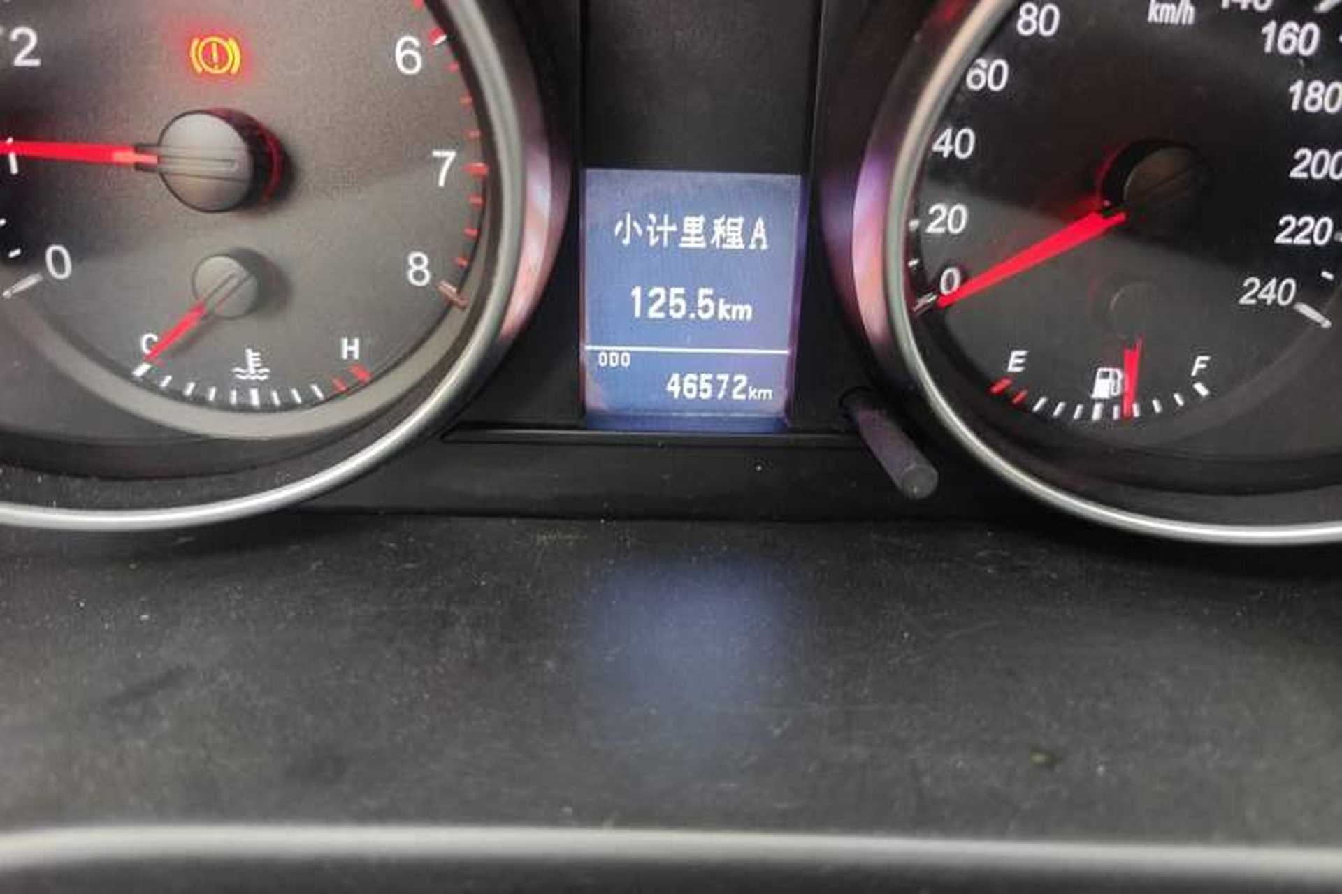 Used Haval H6 2014 Sport Version 1.5T Manual Two-Wheel Drive Elite Edition Odometer Close Up