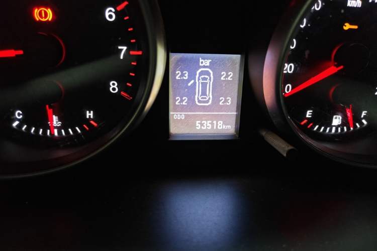 Used Haval H6 2014 Sport Version 1.5T Manual Two-Wheel Drive Elite Edition Odometer Close Up