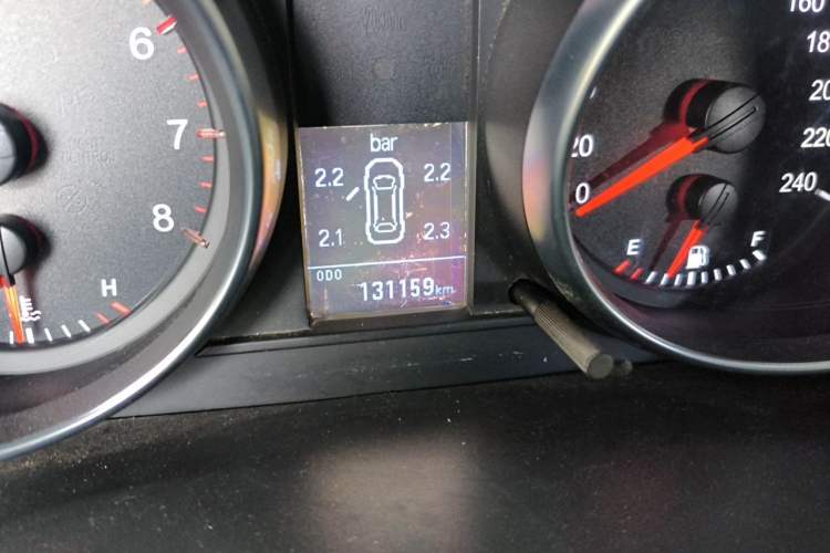 Used Haval H6 2014 Sport Version 1.5T Manual Two-Wheel Drive Elite Edition Odometer Close Up