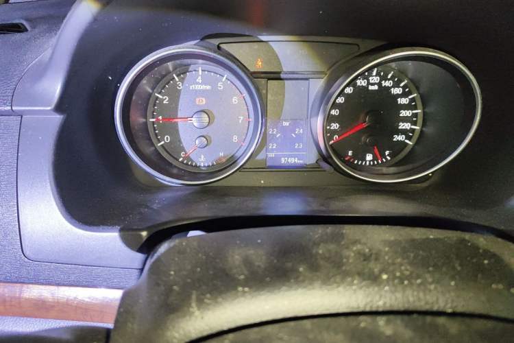 Used Haval H6 2014 Sport Version 1.5T Manual Two-Wheel Drive Elite Edition Odometer Close Up