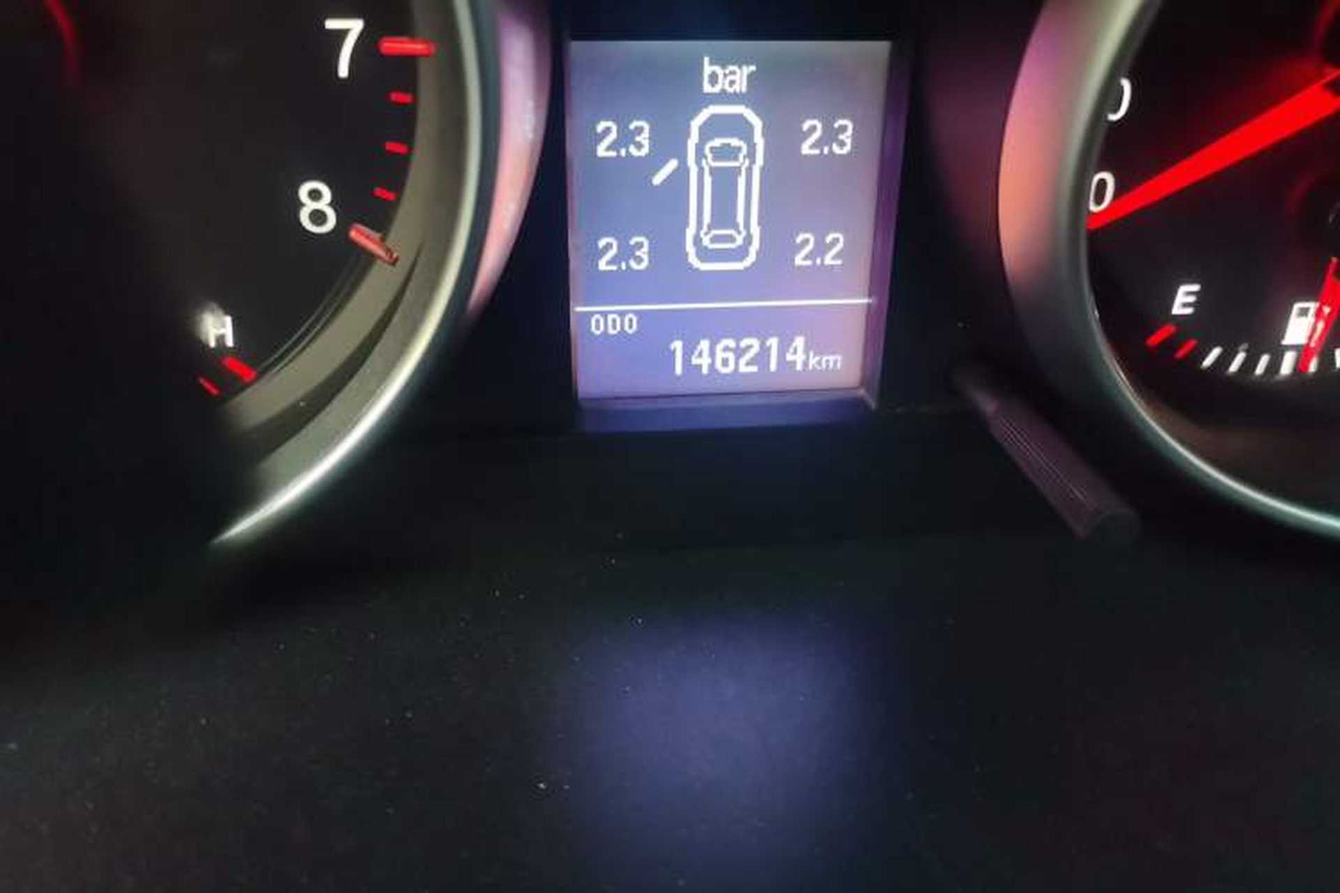Used Haval H6 2014 Sport Edition 1.5T Manual 4x4 Elite Model Odometer Close Up