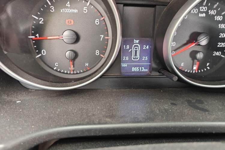 Used Haval H6 2014 Sport Version 1.5T Manual Two-Wheel Drive Elite Edition Odometer Close Up