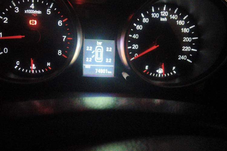 Used Haval H6 2014 Sport Version 1.5T Manual Two-Wheel Drive Elite Edition Odometer Close Up