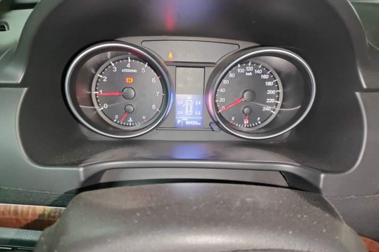 Used Haval H6 2014 Sport Edition 2.4L Automatic Elite Model Odometer Close Up