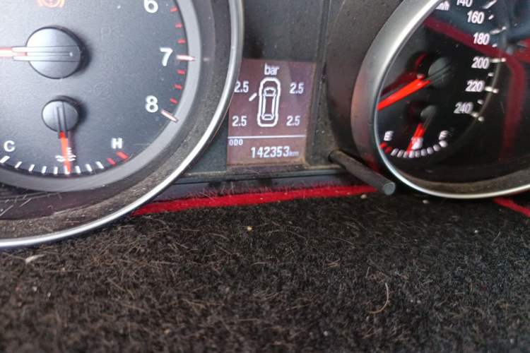 Used Haval H6 2014 Sport Version 1.5T Manual Two-Wheel Drive Elite Edition Odometer Close Up