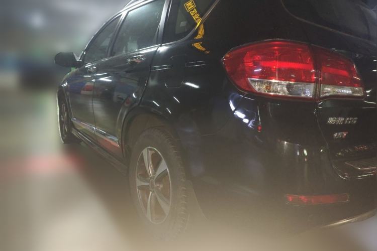 Used Haval H6 2014 Upgraded Model 1.5T Manual Two-Wheel Drive Elite Version Rear Left 45 Deg