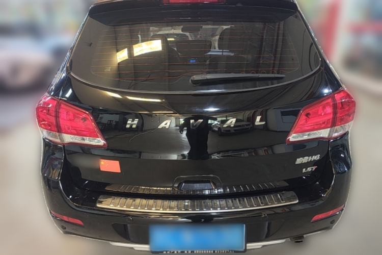 Used Haval H6 2014 Upgraded Model 1.5T Manual Two-Wheel Drive Elite Version Rear