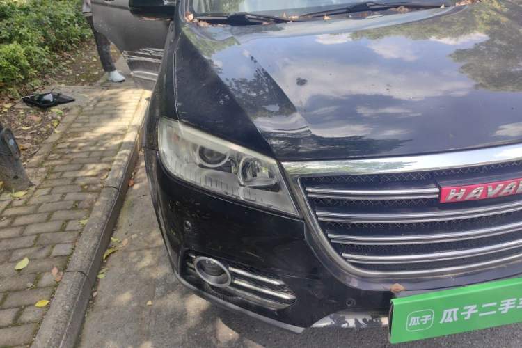 Used Haval H6 2014 Sport Version 1.5T Manual Two-Wheel Drive Elite Edition Right Front Headlight