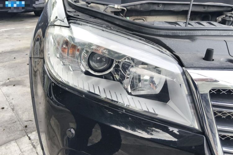 Used Haval H6 2014 Sport Version 1.5T Manual Two-Wheel Drive Elite Edition Right Front Headlight