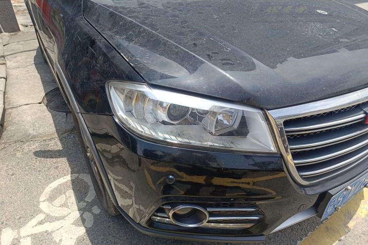 Used Haval H6 2014 Sport Version 1.5T Manual Two-Wheel Drive Elite Edition Right Front Headlight