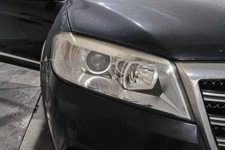 Used Haval H6 2014 Sport Version 1.5T Manual Two-Wheel Drive Elite Edition Right Front Headlight