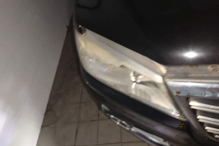 Used Haval H6 2014 Sport Version 1.5T Manual Two-Wheel Drive Elite Edition Right Front Headlight