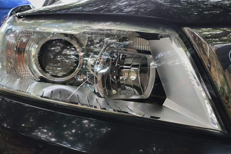 Used Haval H6 2014 Sport Version 1.5T Manual Two-Wheel Drive Elite Edition Right Front Headlight