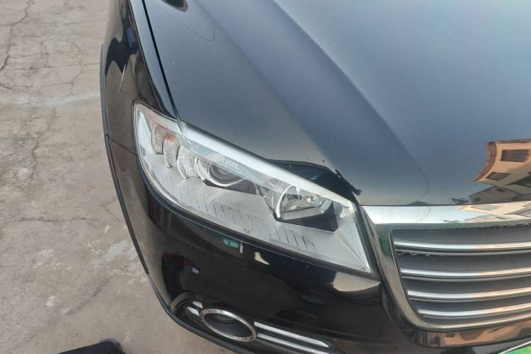 Used Haval H6 2014 Sport Version 1.5T Manual Two-Wheel Drive Elite Edition Right Front Headlight