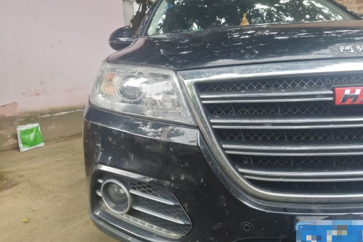 Used Haval H6 2014 Sport Version 1.5T Manual Two-Wheel Drive Elite Edition Right Front Headlight