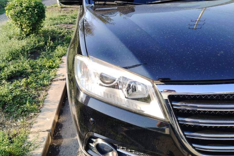 Used Haval H6 2014 Sport Version 1.5T Manual Two-Wheel Drive Elite Edition Right Front Headlight
