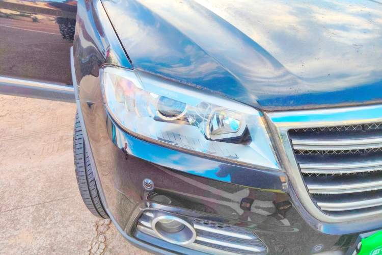 Used Haval H6 2014 Sport Version 1.5T Manual Two-Wheel Drive Elite Edition Right Front Headlight