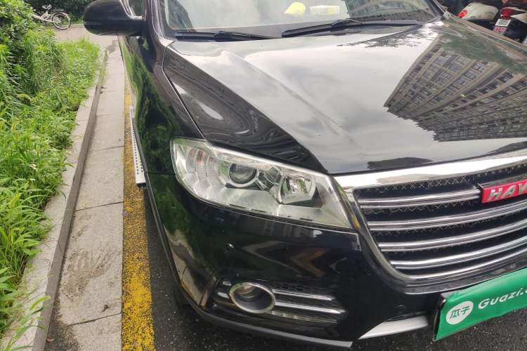 Used Haval H6 2014 Sport Edition 2.4L Automatic Elite Model Right Front Headlight