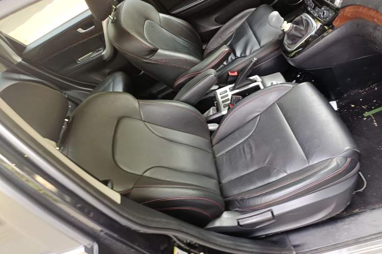 Used Haval H6 2014 Sport Version 1.5T Manual Two-Wheel Drive Elite Edition Right Front Seat