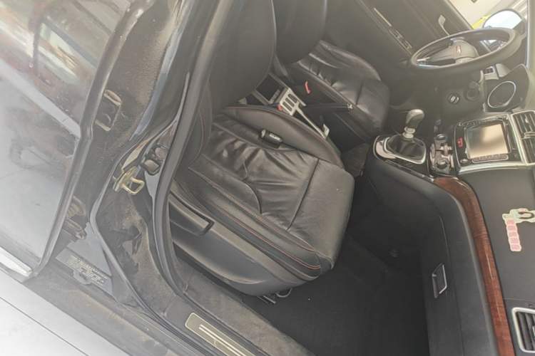 Used Haval H6 2014 Sport Version 1.5T Manual Two-Wheel Drive Elite Edition Right Front Seat
