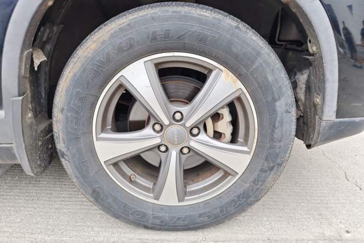 Used Haval H6 2014 Sport Version 1.5T Manual Two-Wheel Drive Elite Edition Right Front Wheel Hub