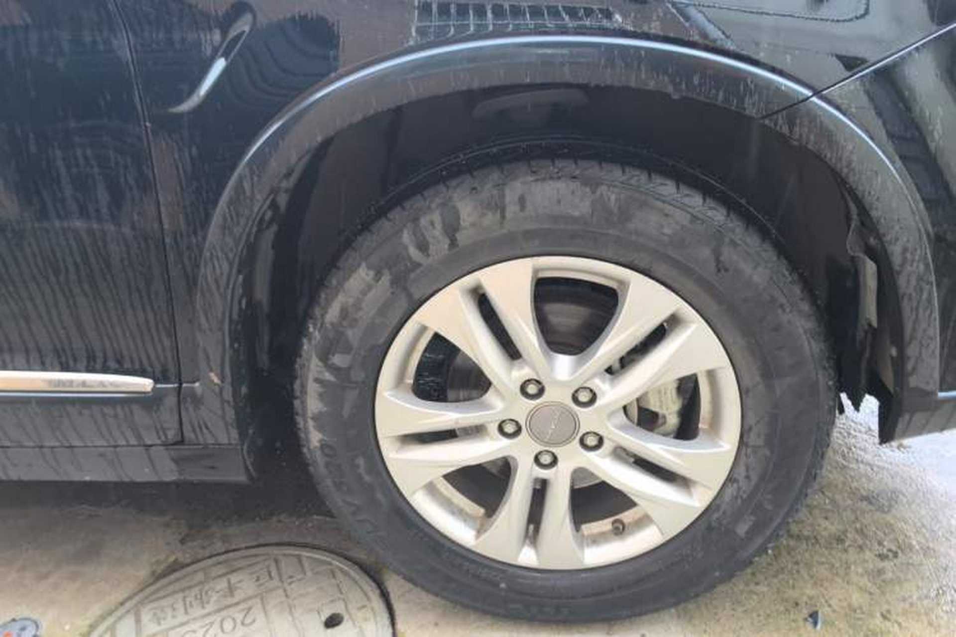 Used Haval H6 2014 Sport Edition 2.4L Automatic Elite Model Right Front Wheel Hub