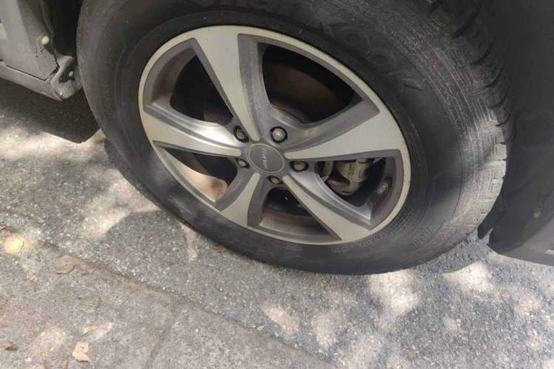 Used Haval H6 2014 Sport Version 1.5T Manual Two-Wheel Drive Elite Edition Right Front Wheel Hub