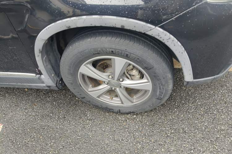 Used Haval H6 2014 Sport Version 1.5T Manual Two-Wheel Drive Elite Edition Right Front Wheel Hub