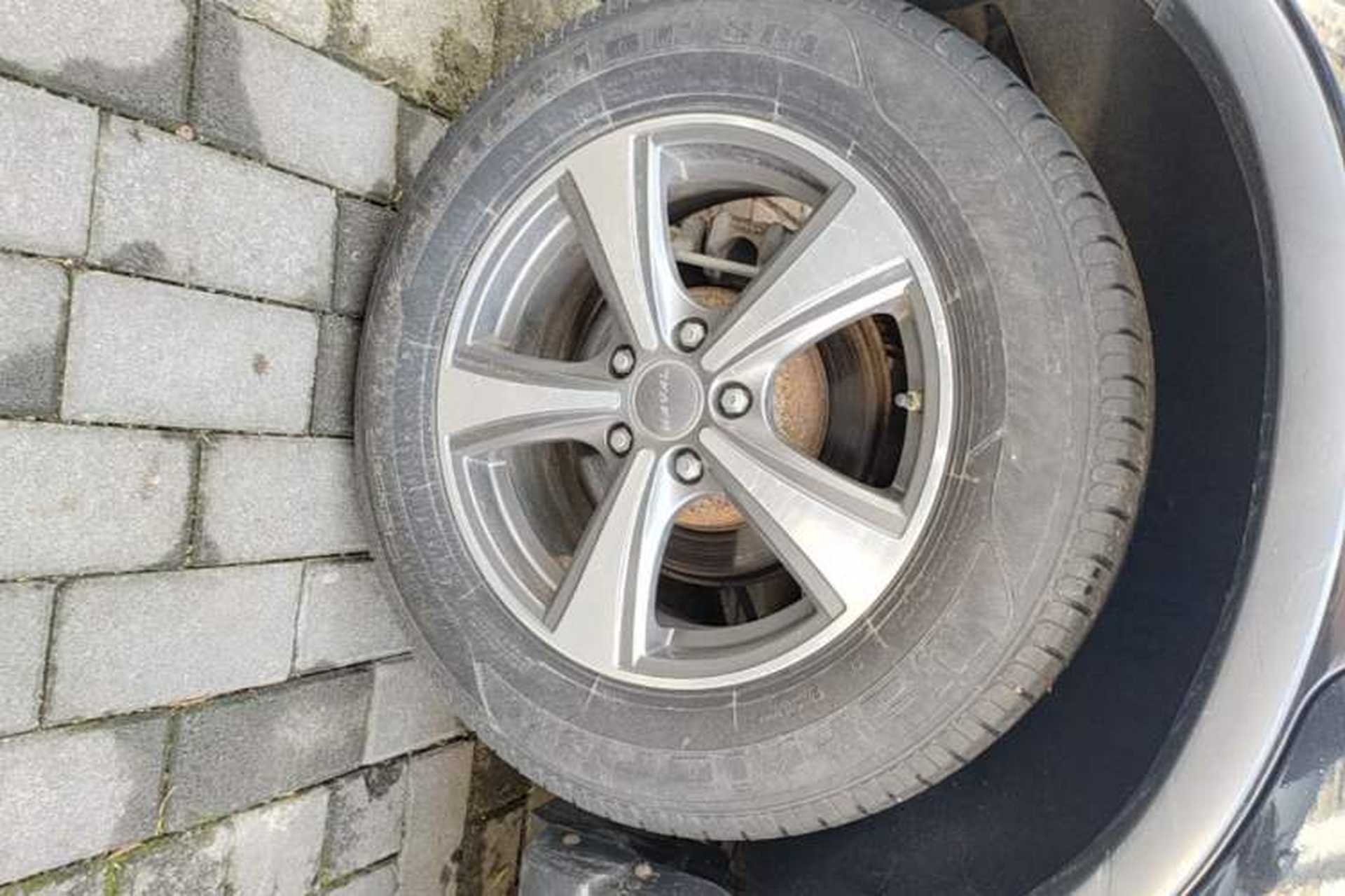 Used Haval H6 2014 Sport Version 1.5T Manual Two-Wheel Drive Elite Edition Right Rear Wheel Hub