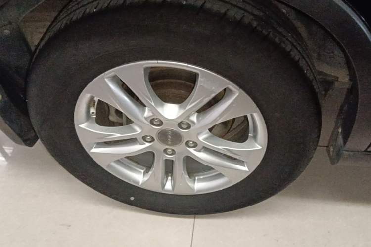 Used Haval H6 2014 Sport Version 1.5T Manual Two-Wheel Drive Elite Edition Right Rear Wheel Hub