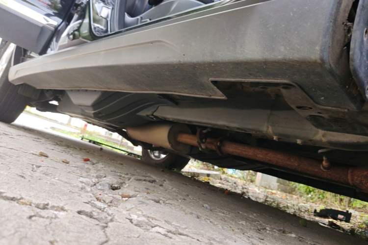 Used Haval H6 2014 Sport Edition 2.4L Automatic Elite Model Right Side Sill
