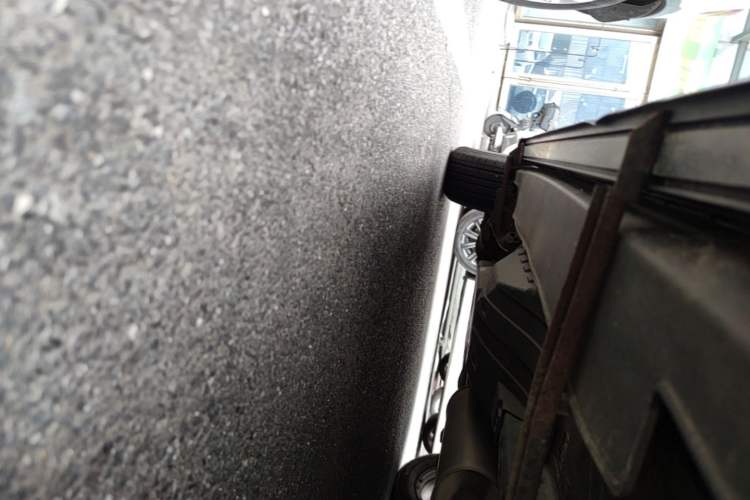 Used Haval H6 2014 Sport Version 1.5T Manual Two-Wheel Drive Elite Edition Right Side Sill