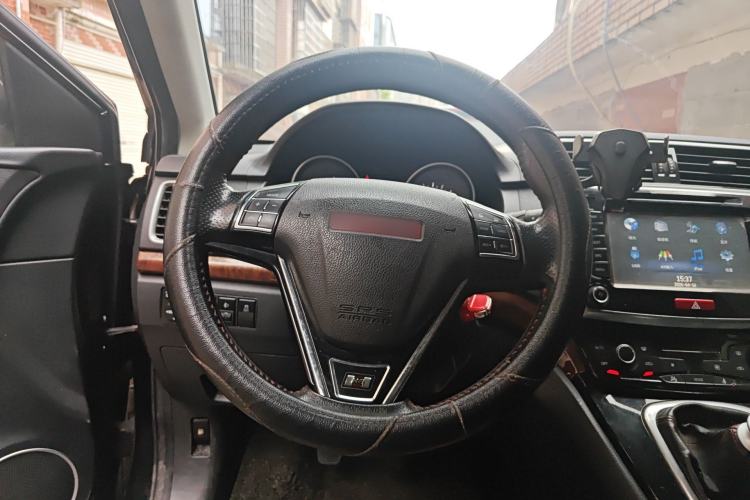 Used Haval H6 2014 Sport Version 1.5T Manual Two-Wheel Drive Elite Edition Steering Wheel