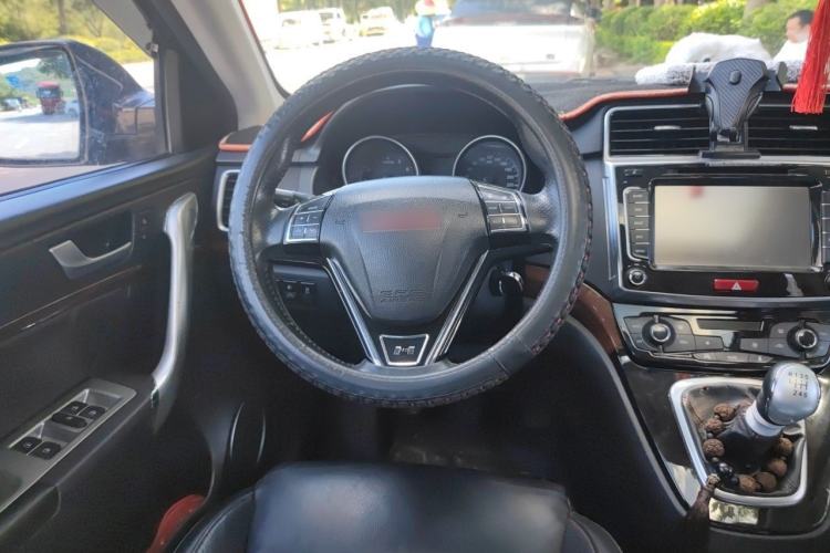 Used Haval H6 2014 Sport Version 1.5T Manual Two-Wheel Drive Elite Edition Steering Wheel