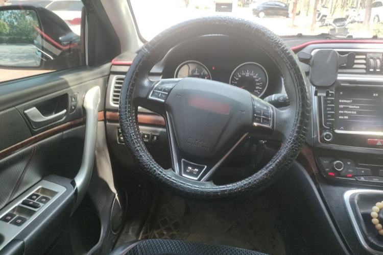 Used Haval H6 2014 Sport Version 1.5T Manual Two-Wheel Drive Elite Edition Steering Wheel