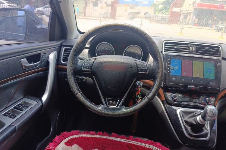 Used Haval H6 2014 Sport Version 1.5T Manual Two-Wheel Drive Elite Edition Steering Wheel