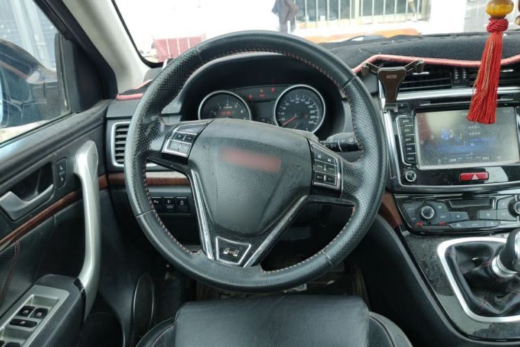 Used Haval H6 2014 Sport Version 1.5T Manual Two-Wheel Drive Elite Edition Steering Wheel