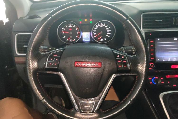 Used Haval H6 2014 Sport Version 1.5T Manual Two-Wheel Drive Elite Edition Steering Wheel
