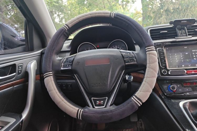Used Haval H6 2014 Sport Version 1.5T Manual Two-Wheel Drive Elite Edition Steering Wheel