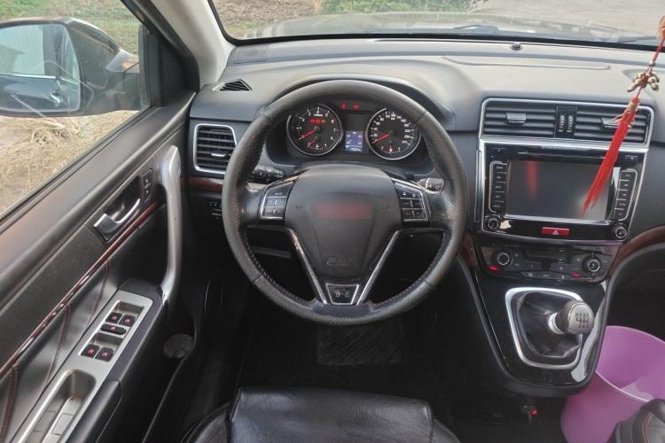Used Haval H6 2014 Sport Version 1.5T Manual Two-Wheel Drive Elite Edition Steering Wheel