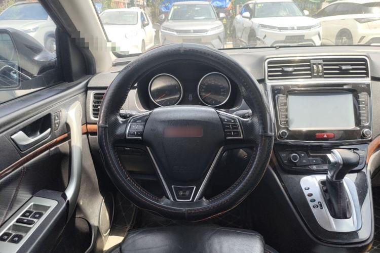 Used Haval H6 2014 Sport Edition 2.4L Automatic Elite Model Steering Wheel