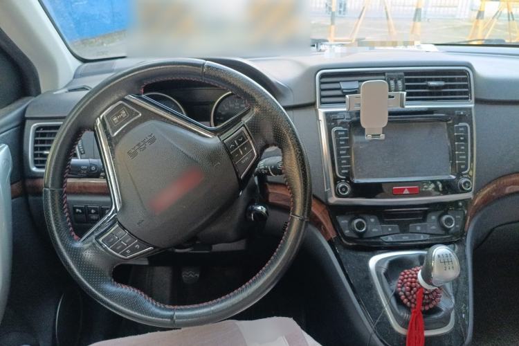 Used Haval H6 2014 Sport Version 1.5T Manual Two-Wheel Drive Elite Edition Steering Wheel
