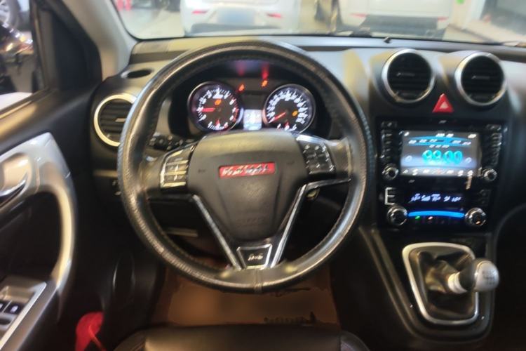 Used Haval H6 2014 Upgraded Model 1.5T Manual Two-Wheel Drive Elite Version Steering Wheel