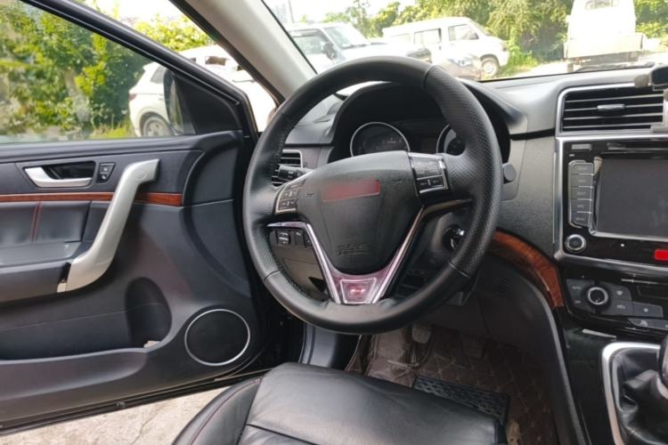 Used Haval H6 2014 Sport Version 1.5T Manual Two-Wheel Drive Elite Edition Steering Wheel