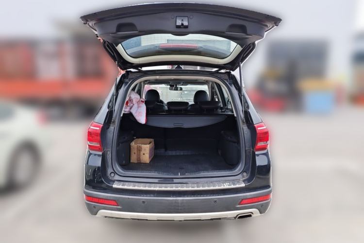 Used Haval H6 2014 Sport Version 1.5T Manual Two-Wheel Drive Elite Edition Trunk