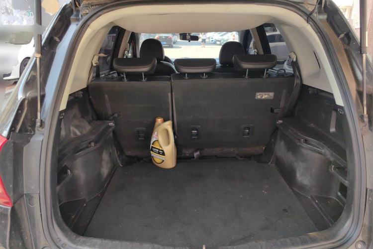 Used Haval H6 2014 Sport Edition 2.0T Diesel Manual Two-Wheel Drive Prestige Model Trunk