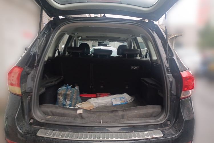 Used Haval H6 2014 Upgraded Model 1.5T Manual 4x4 Elite Version Trunk