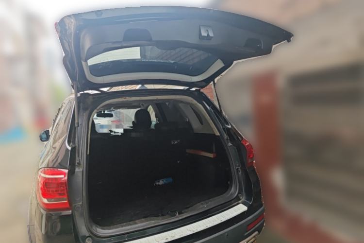 Used Haval H6 2014 Sport Version 1.5T Manual Two-Wheel Drive Elite Edition Trunk